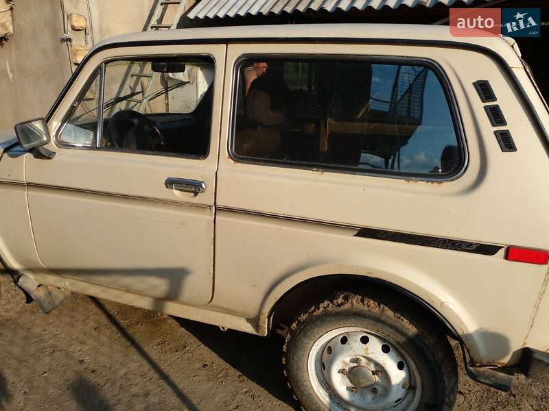 Внедорожник / Кроссовер ВАЗ / Lada 2121 Нива 1991 в Одессе