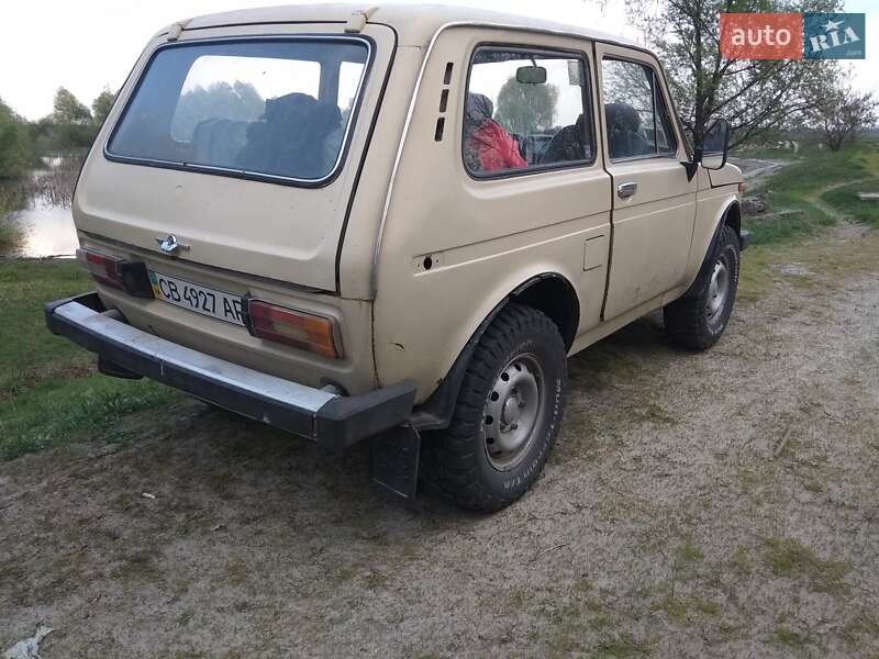 Внедорожник / Кроссовер ВАЗ / Lada 2121 Нива 1982 в Нежине фото 3 Внедорожник / Кроссовер ВАЗ / Lada 2121 Нива 1982 в Нежине