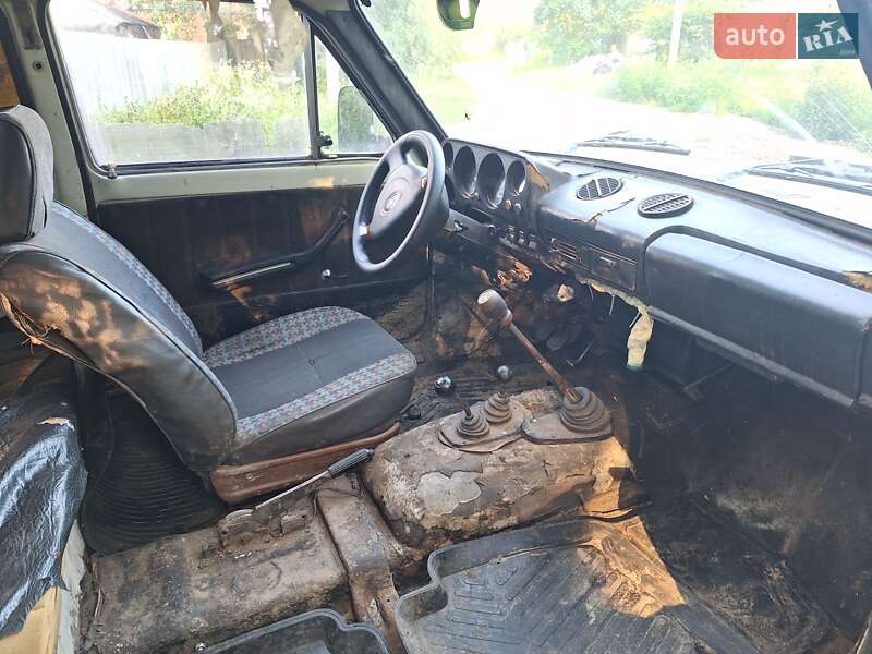 Внедорожник / Кроссовер ВАЗ / Lada 2121 Нива 1990 в Харькове фото 6 Внедорожник / Кроссовер ВАЗ / Lada 2121 Нива 1990 в Харькове