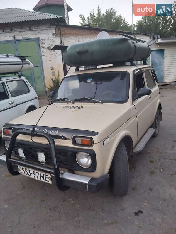 Позашляховик / Кросовер ВАЗ / Lada 2121 Нива 1982 в Черкасах
