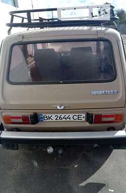 Позашляховик / Кросовер ВАЗ / Lada 2121 Нива 1989 в Березному