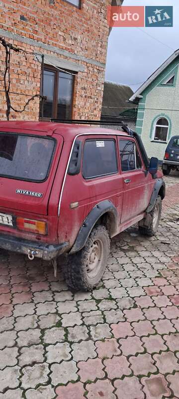Внедорожник / Кроссовер ВАЗ / Lada 2121 Нива 1990 в Бучаче