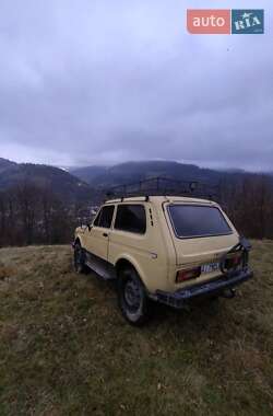Внедорожник / Кроссовер ВАЗ / Lada 2121 Нива 1983 в Тячеве