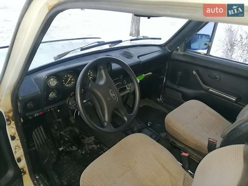 Внедорожник / Кроссовер ВАЗ / Lada 2121 Нива 1988 в Шостке фото 7 Внедорожник / Кроссовер ВАЗ / Lada 2121 Нива 1988 в Шостке
