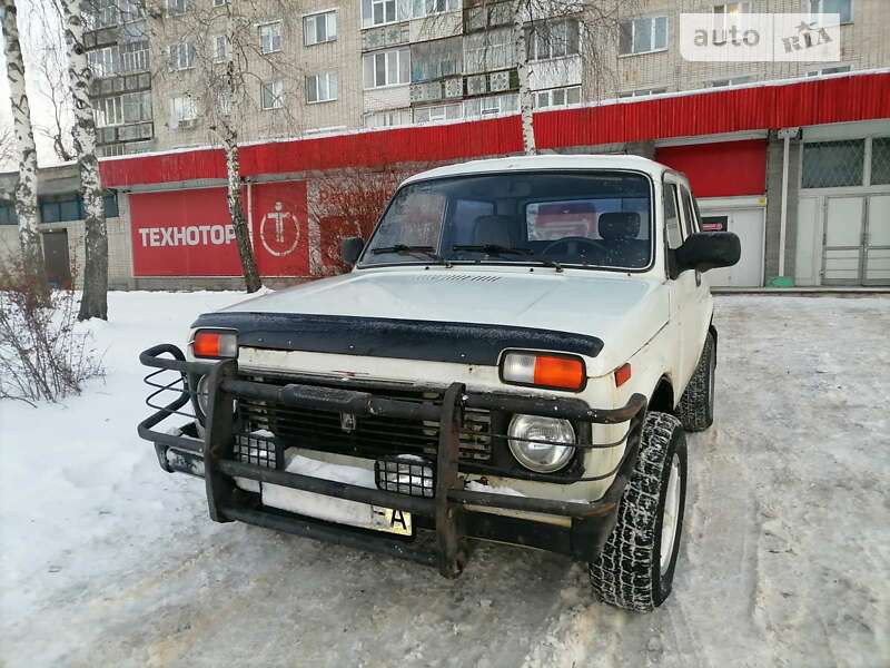 Внедорожник / Кроссовер ВАЗ / Lada 2121 Нива 1988 в Шостке