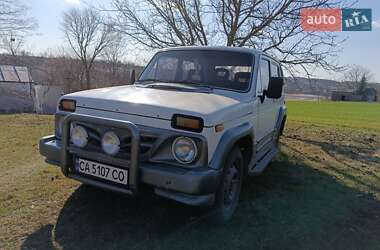 Внедорожник / Кроссовер ВАЗ / Lada 2121 Нива 1994 в Катеринополе