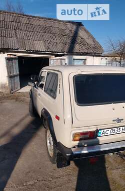 Внедорожник / Кроссовер ВАЗ / Lada 2121 Нива 1987 в Рожище