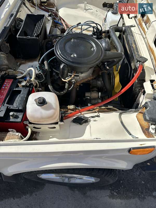 Внедорожник / Кроссовер ВАЗ / Lada 2121 Нива 1983 в Запорожье