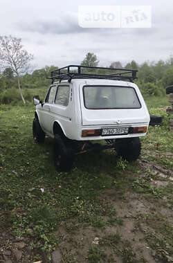 Позашляховик / Кросовер ВАЗ / Lada 2121 Нива 1988 в Тячеві