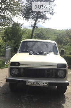 Позашляховик / Кросовер ВАЗ / Lada 2121 Нива 1987 в Косові