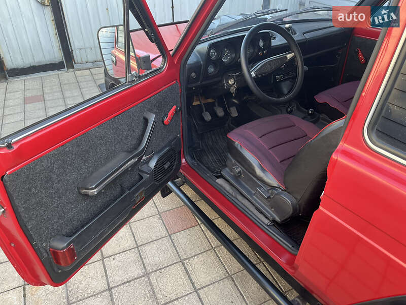 Внедорожник / Кроссовер ВАЗ / Lada 2121 Нива 1988 в Дмитровке