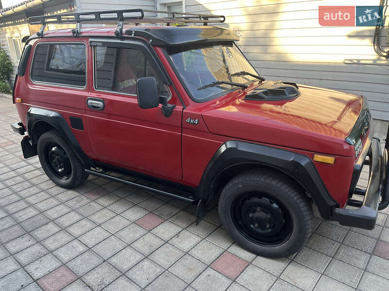 Внедорожник / Кроссовер ВАЗ / Lada 2121 Нива 1988 в Дмитровке