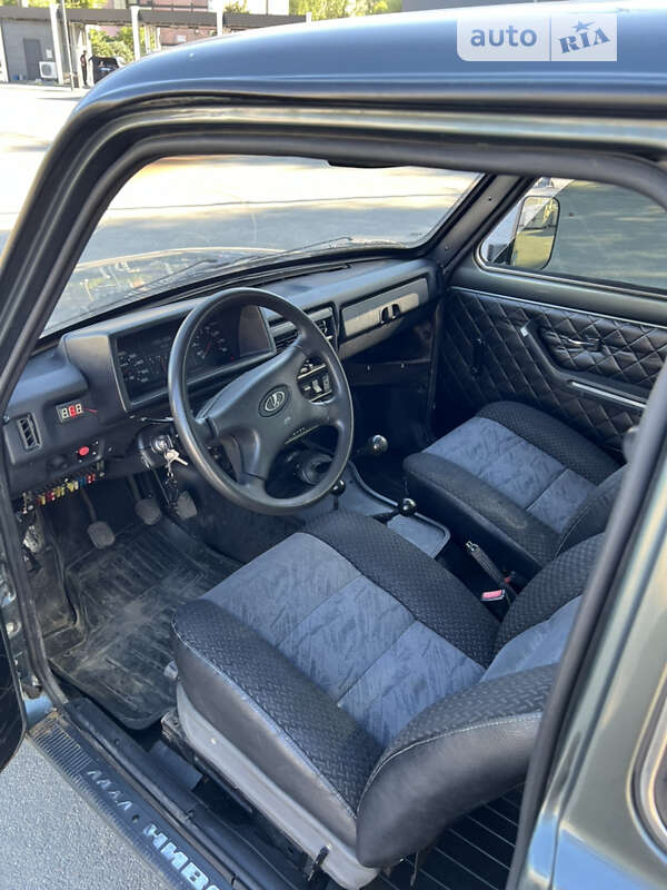 Внедорожник / Кроссовер ВАЗ / Lada 2121 Нива 1986 в Днепре