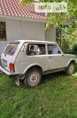 Позашляховик / Кросовер ВАЗ / Lada 2121 Нива 1994 в Коломиї