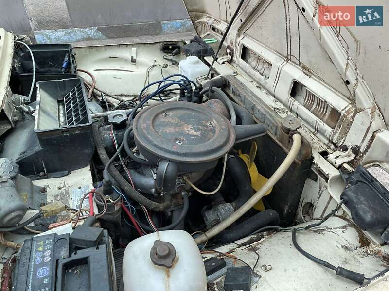 Позашляховик / Кросовер ВАЗ / Lada 2121 Нива 1981 в Дніпрі