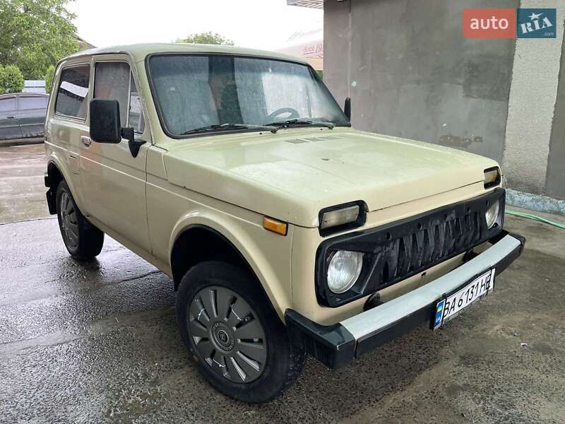 Позашляховик / Кросовер ВАЗ / Lada 2121 Нива 1981 в Дніпрі