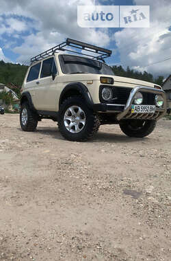 Позашляховик / Кросовер ВАЗ / Lada 2121 Нива 1988 в Могилів-Подільському