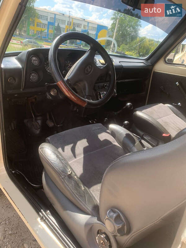 Внедорожник / Кроссовер ВАЗ / Lada 2121 Нива 1988 в Могилев-Подольске фото 21 Внедорожник / Кроссовер ВАЗ / Lada 2121 Нива 1988 в Могилев-Подольске