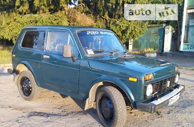 Позашляховик / Кросовер ВАЗ / Lada 2121 Нива 1985 в Путивлі