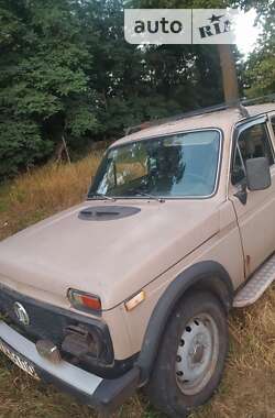 Внедорожник / Кроссовер ВАЗ / Lada 2121 Нива 1988 в Лебедине