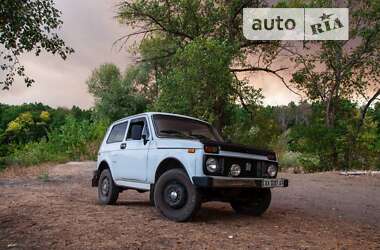 Позашляховик / Кросовер ВАЗ / Lada 2121 Нива 1985 в Ізюмі