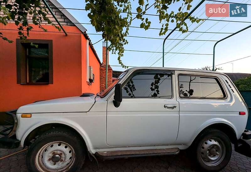 Внедорожник / Кроссовер ВАЗ / Lada 2121 Нива 1981 в Кривом Роге