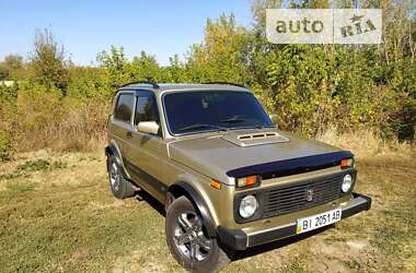 Позашляховик / Кросовер ВАЗ / Lada 2121 Нива 1985 в Гадячі