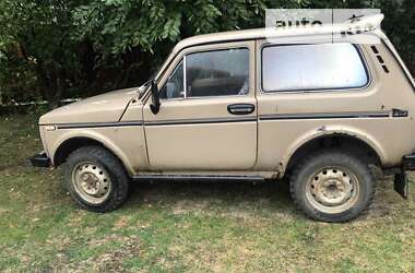 Внедорожник / Кроссовер ВАЗ / Lada 2121 Нива 1983 в Обухове