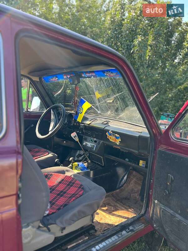 Позашляховик / Кросовер ВАЗ / Lada 2121 Нива 1988 в Білогородці фото 11 Позашляховик / Кросовер ВАЗ / Lada 2121 Нива 1988 в Білогородці