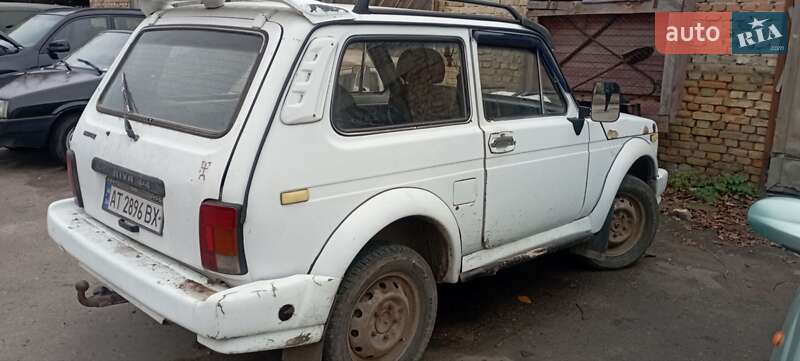 Позашляховик / Кросовер ВАЗ / Lada 2121 Нива 1988 в Золочеві