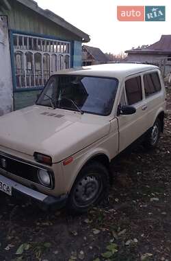 Позашляховик / Кросовер ВАЗ / Lada 2121 Нива 1985 в Краснокутську