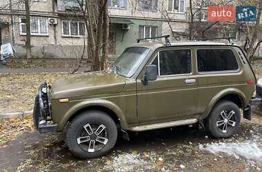 Внедорожник / Кроссовер ВАЗ 2121 Нива 1990 в 