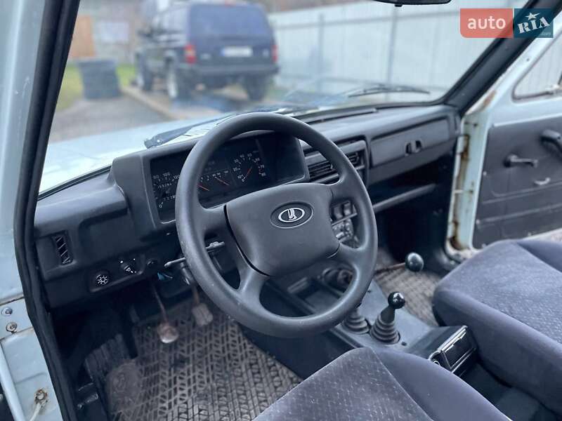 Внедорожник / Кроссовер ВАЗ / Lada 2121 Нива 1991 в Каменец-Подольском