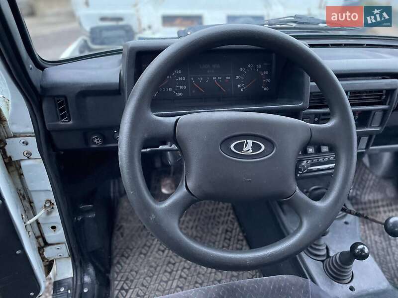 Внедорожник / Кроссовер ВАЗ / Lada 2121 Нива 1991 в Каменец-Подольском