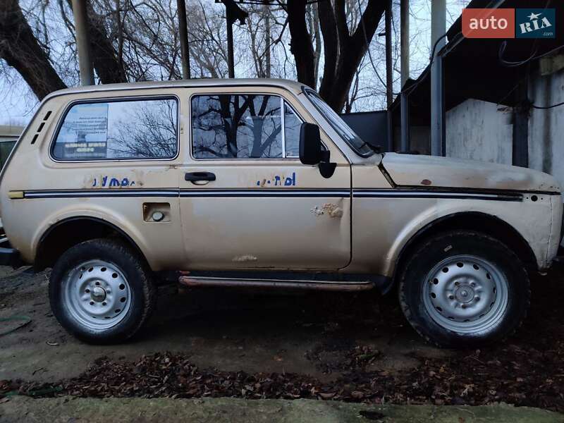 Внедорожник / Кроссовер ВАЗ / Lada 2121 Нива 1981 в Болграде фото 2 Внедорожник / Кроссовер ВАЗ / Lada 2121 Нива 1981 в Болграде