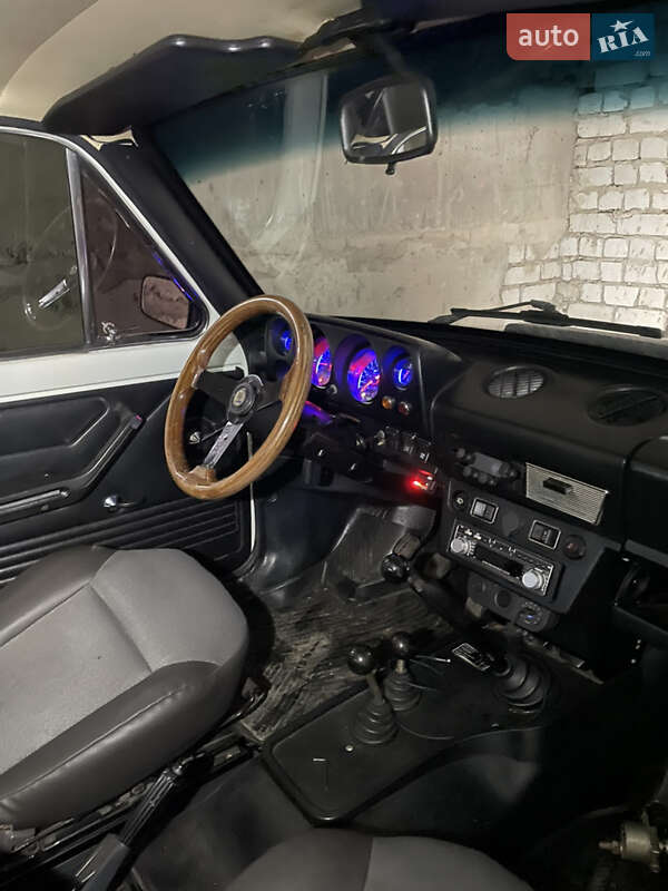 Позашляховик / Кросовер ВАЗ / Lada 2121 Нива 1988 в Запоріжжі