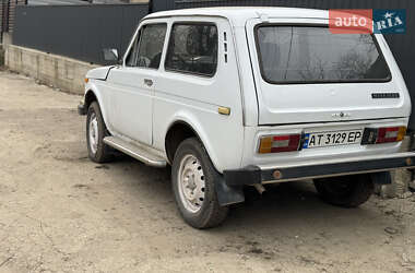 Внедорожник / Кроссовер ВАЗ / Lada 2121 Нива 1985 в Черновцах