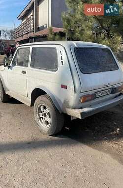 Позашляховик / Кросовер ВАЗ / Lada 2121 Нива 1989 в Царичанці