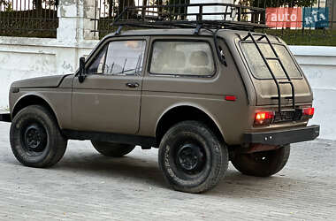 Внедорожник / Кроссовер ВАЗ 2121 Нива 1986 в 