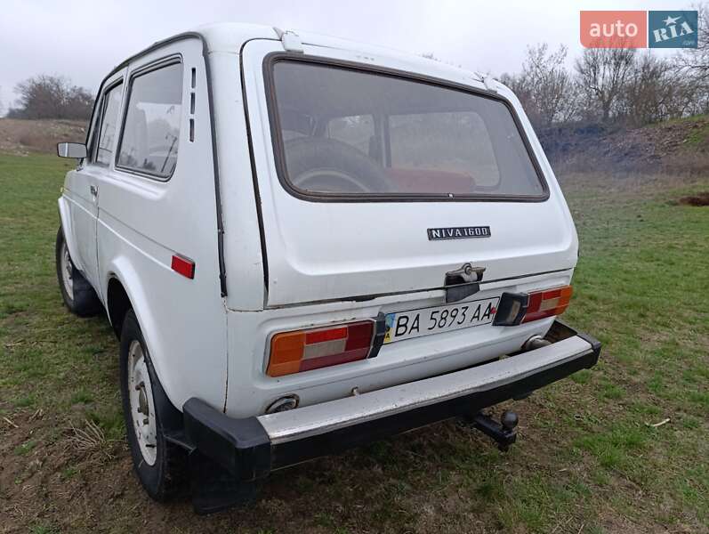 Позашляховик / Кросовер ВАЗ / Lada 2121 Нива 1981 в Смілі