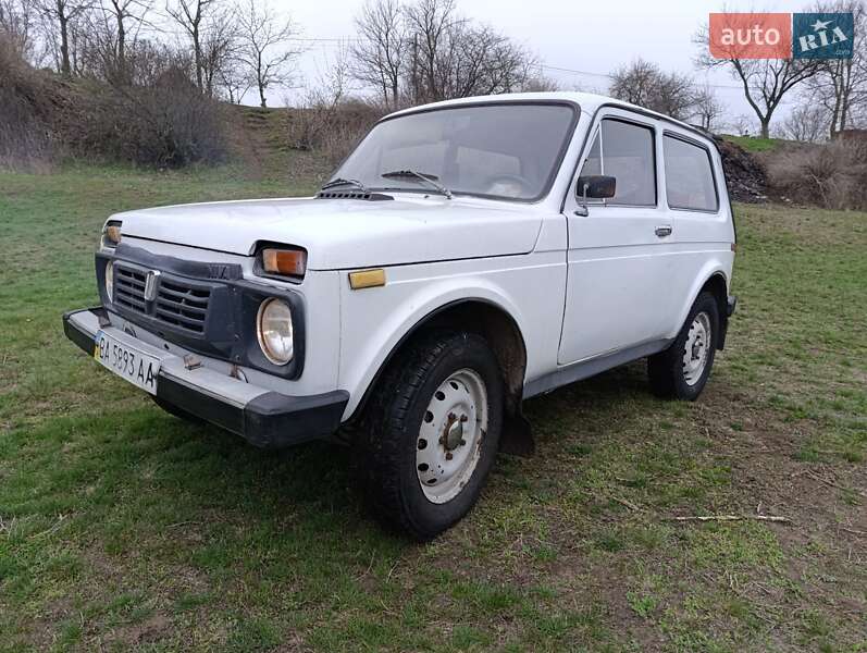 Позашляховик / Кросовер ВАЗ / Lada 2121 Нива 1981 в Смілі