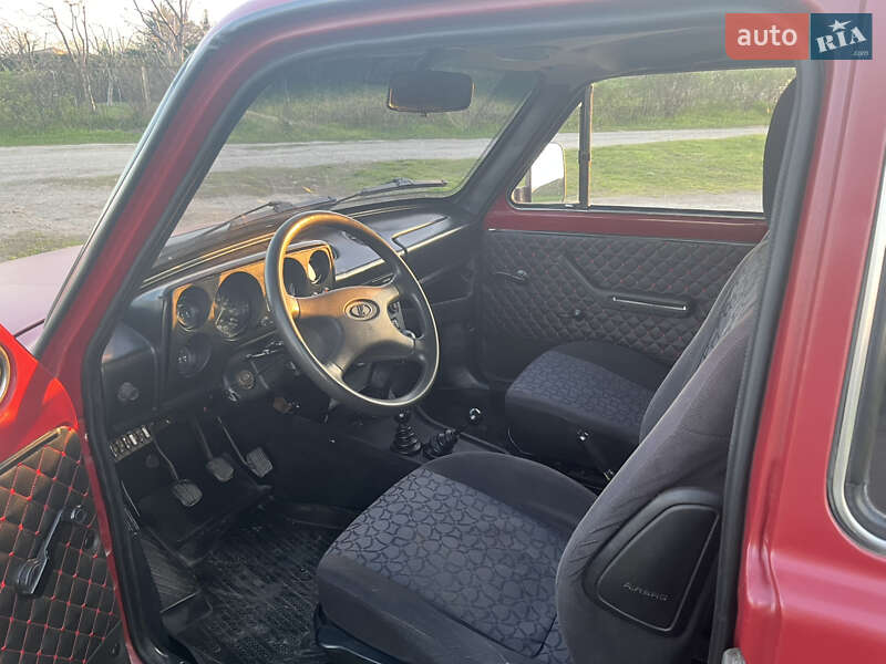 Внедорожник / Кроссовер ВАЗ / Lada 2121 Нива 1982 в Днепре фото 10 Внедорожник / Кроссовер ВАЗ / Lada 2121 Нива 1982 в Днепре