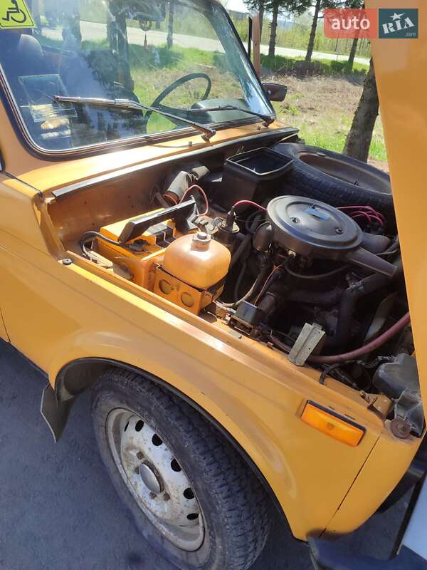 Позашляховик / Кросовер ВАЗ / Lada 2121 Нива 1985 в Снятині