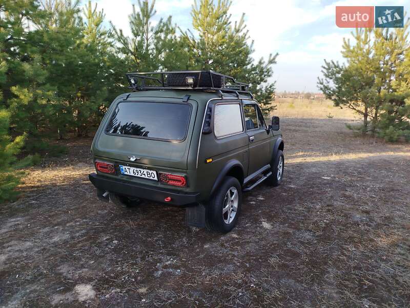 Внедорожник / Кроссовер ВАЗ / Lada 2121 Нива 1982 в Житомире