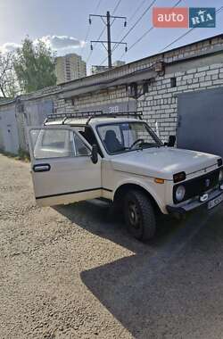 Внедорожник / Кроссовер ВАЗ 2121 Нива 1990 в Киеве