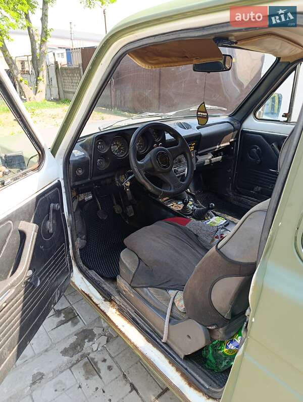 Позашляховик / Кросовер ВАЗ / Lada 2121 Нива 1991 в Сумах