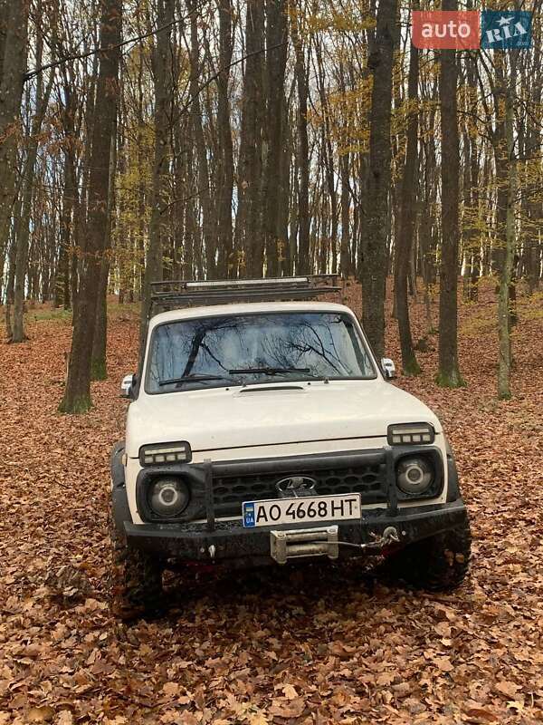 Позашляховик / Кросовер ВАЗ / Lada 2121 Нива 1981 в Ужгороді
