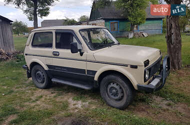 Позашляховик / Кросовер ВАЗ 2121 Нива 1985 в 
