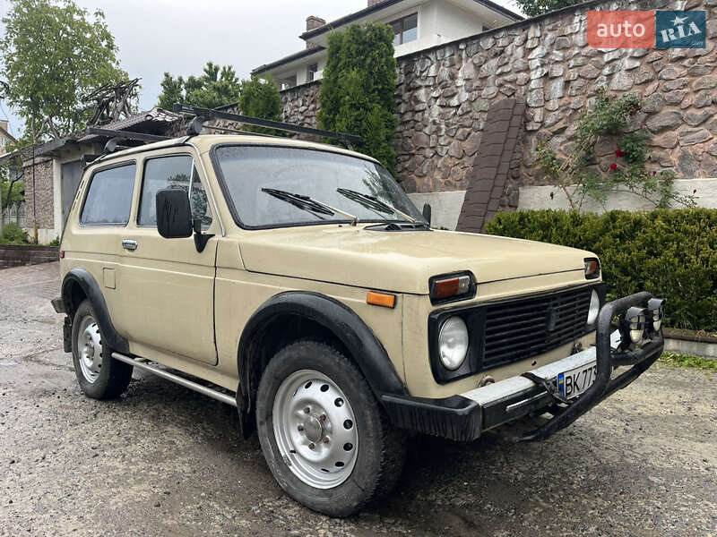 ВАЗ / Lada 2121 Нива 1989 ВАЗ / Lada 2121 Нива 1989