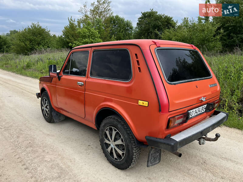 Позашляховик / Кросовер ВАЗ / Lada 2121 Нива 1985 в Кременці